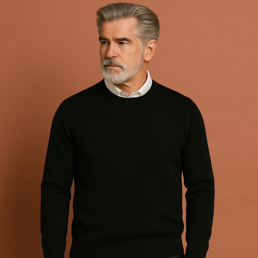 Men’s classic sweater in black with timeless design, lightweight and comfortable for elegant everyday wear.