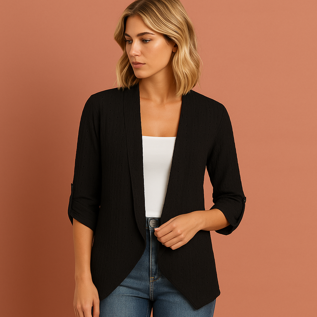 Women’s crochet cardigan in black with open front, airy and stylish for casual and bohemian outfits.