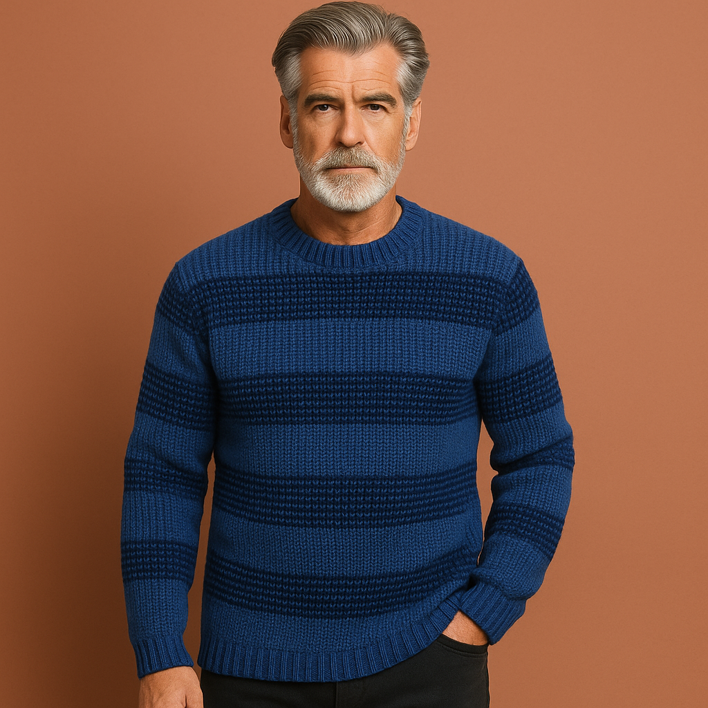 Men’s knitted sweater in blue with subtle pattern, soft and comfortable for casual and elegant outfits.