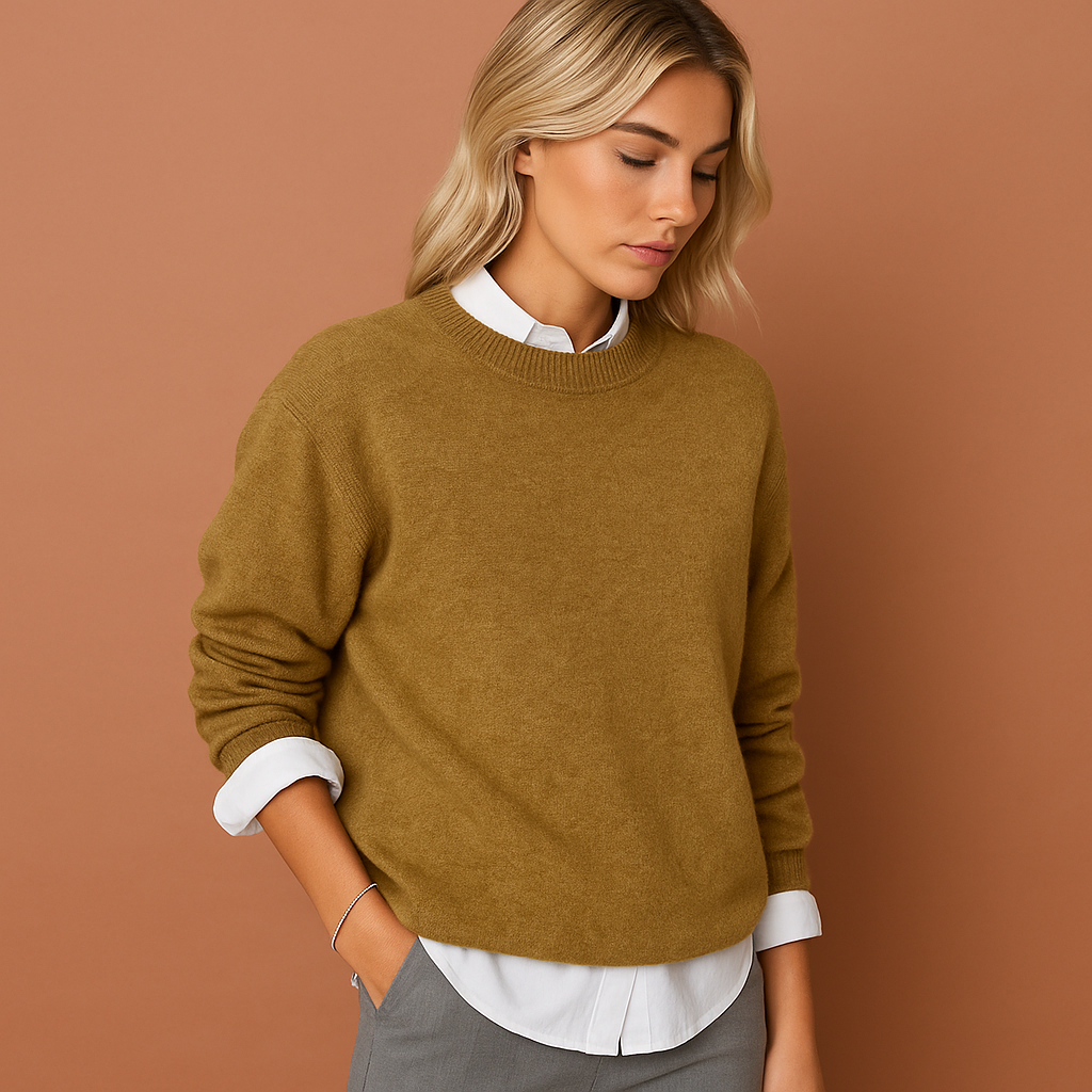 Women’s oversized sweater in yellow with casual fit, soft and comfortable for everyday and stylish outfits.